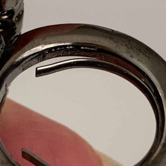 Oscar de la Renta Signed Black Dome Ring Sz 6-7.5 - Picture 8 of 8